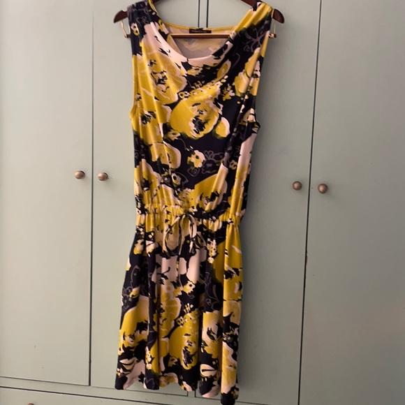 BCBG MAX AZRIA spring dress with drawstring and pockets sz XS - Picture 3 of 8